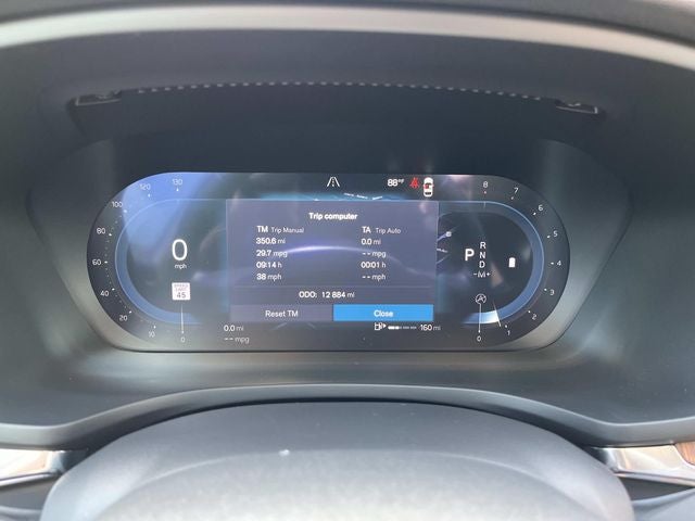 2025 Volvo V60 Cross Country Plus, B5 AWD Gas (mild hybrid)