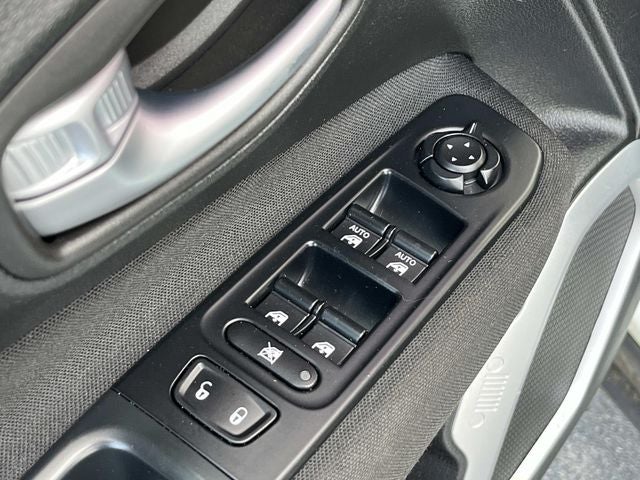 2018 Jeep Renegade Latitude FWD