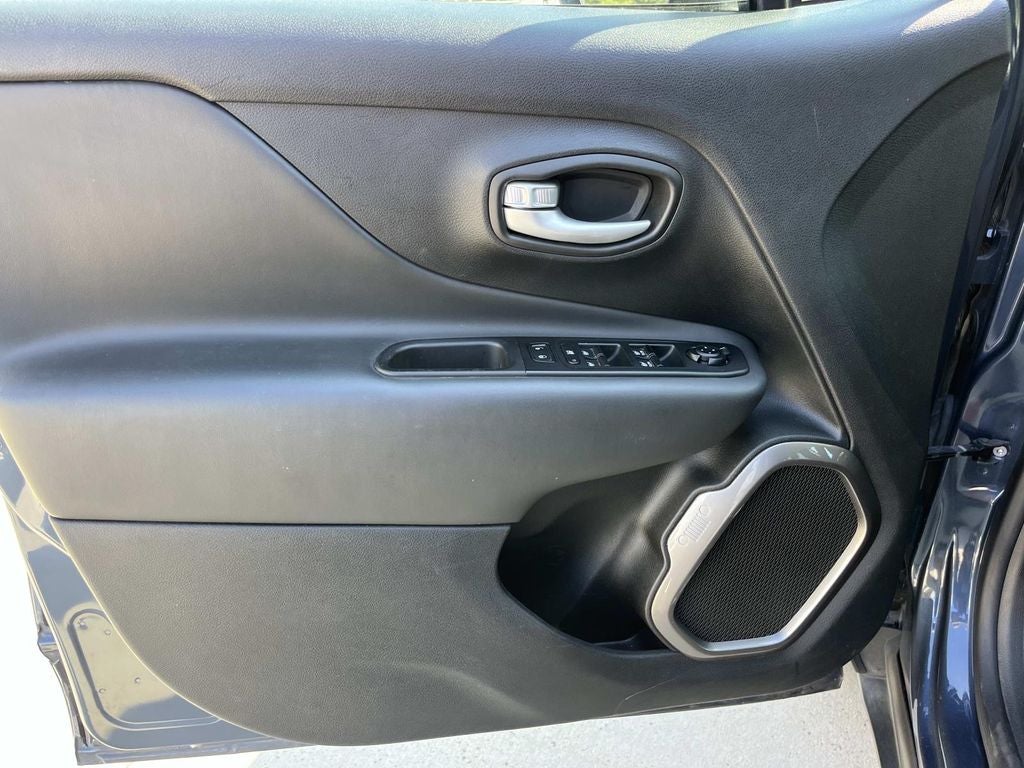2023 Jeep Renegade Latitude 4x4