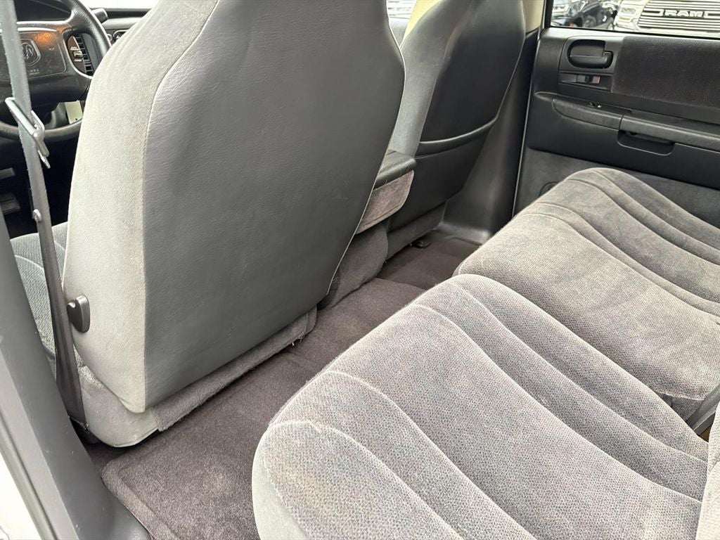 2001 Dodge Dakota Sport