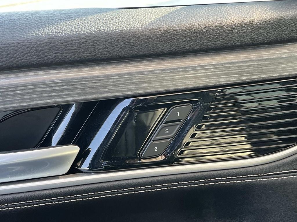 2024 Jeep Wagoneer L Series III