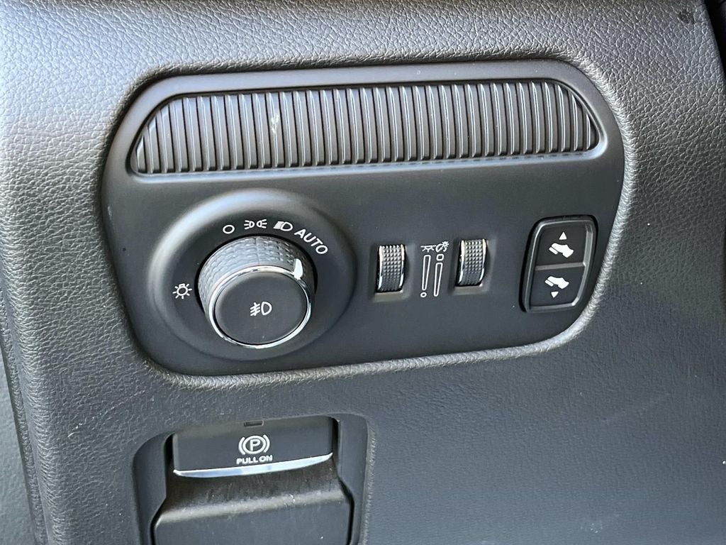 2024 Jeep Wagoneer L Series III