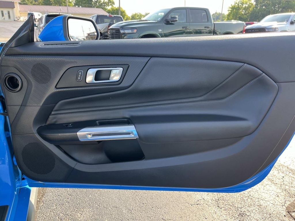 2025 Ford Mustang EcoBoost Premium