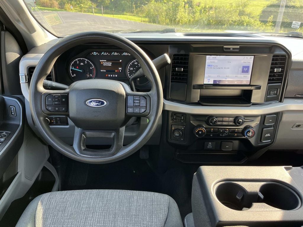 2025 Ford F-350SD XLT 168 WB