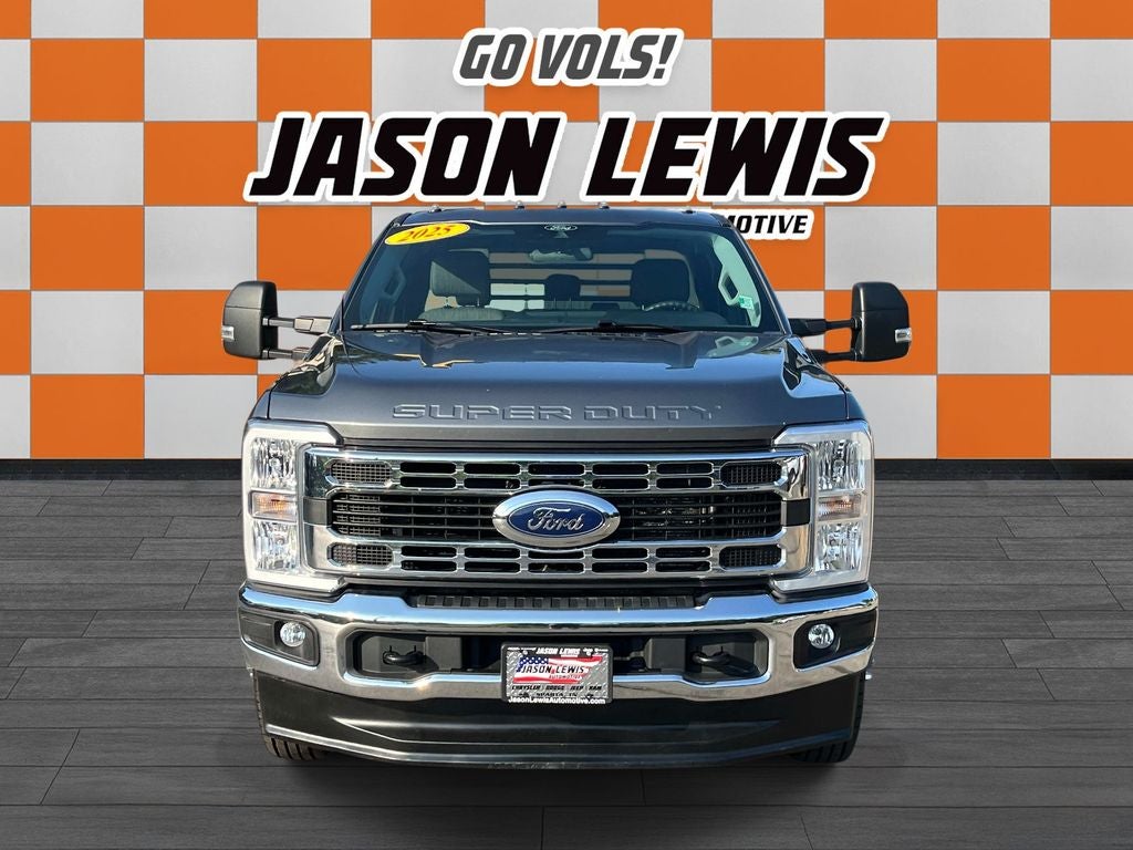 2025 Ford F-350SD XLT 168 WB