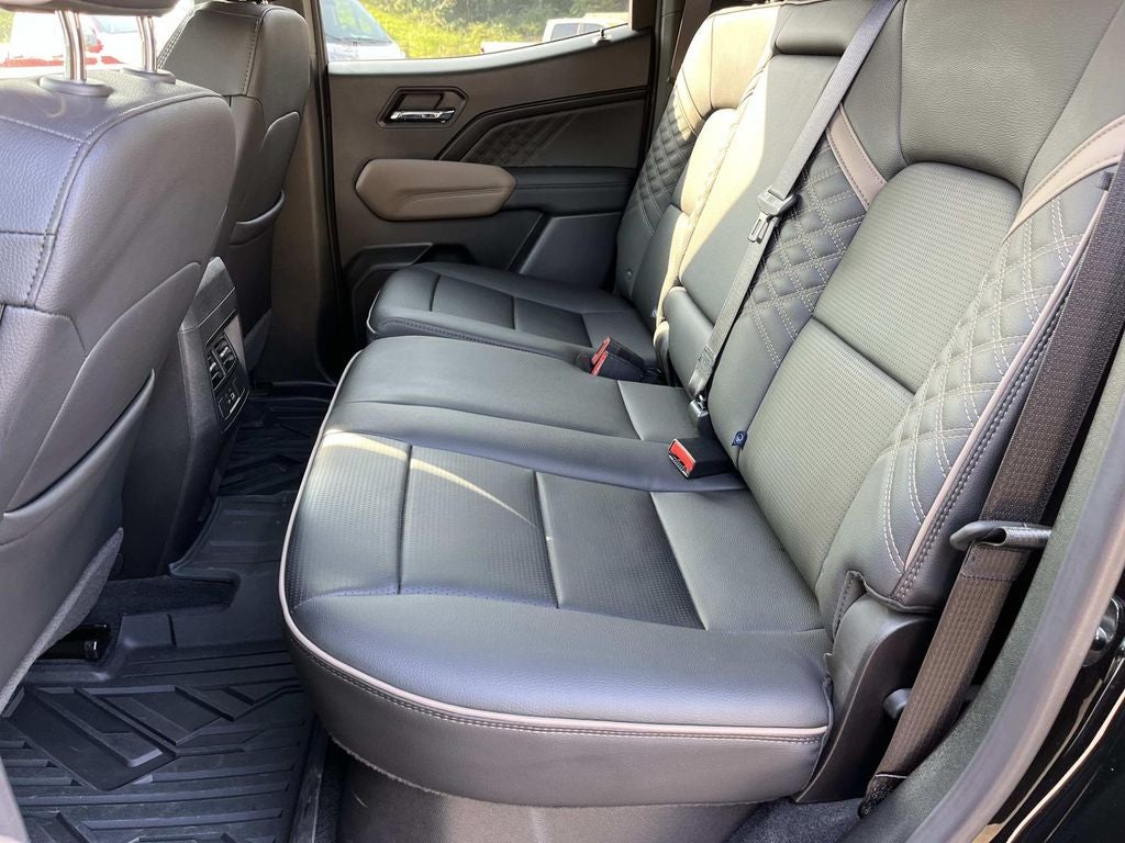 2025 GMC Canyon Denali