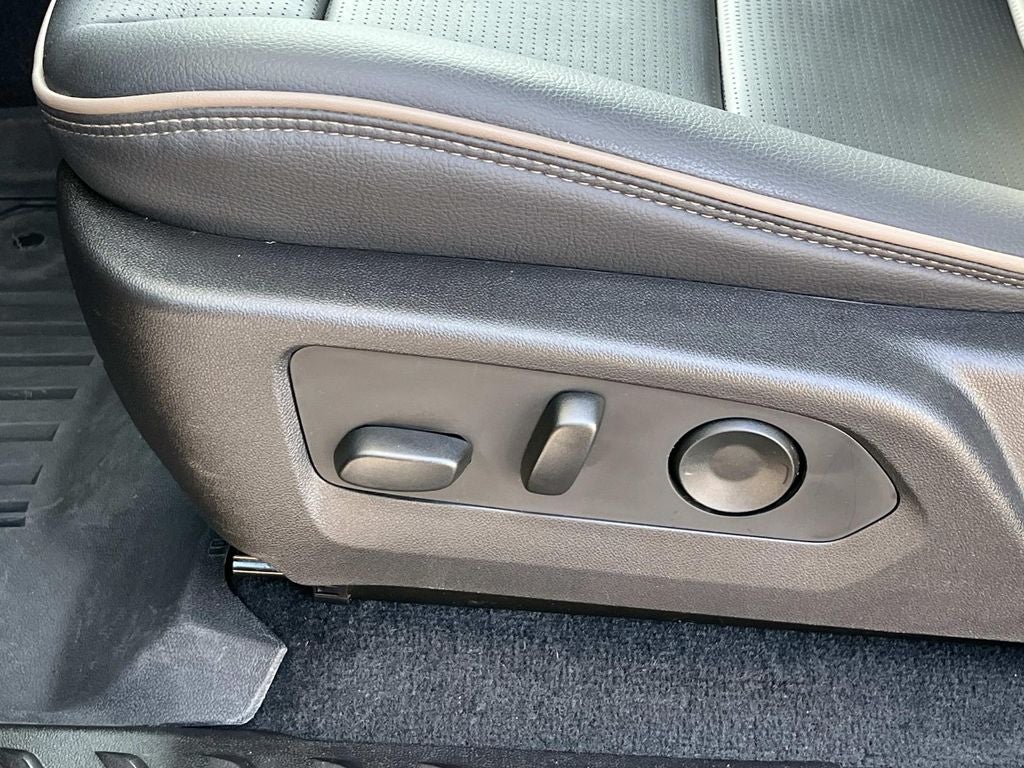 2025 GMC Canyon Denali