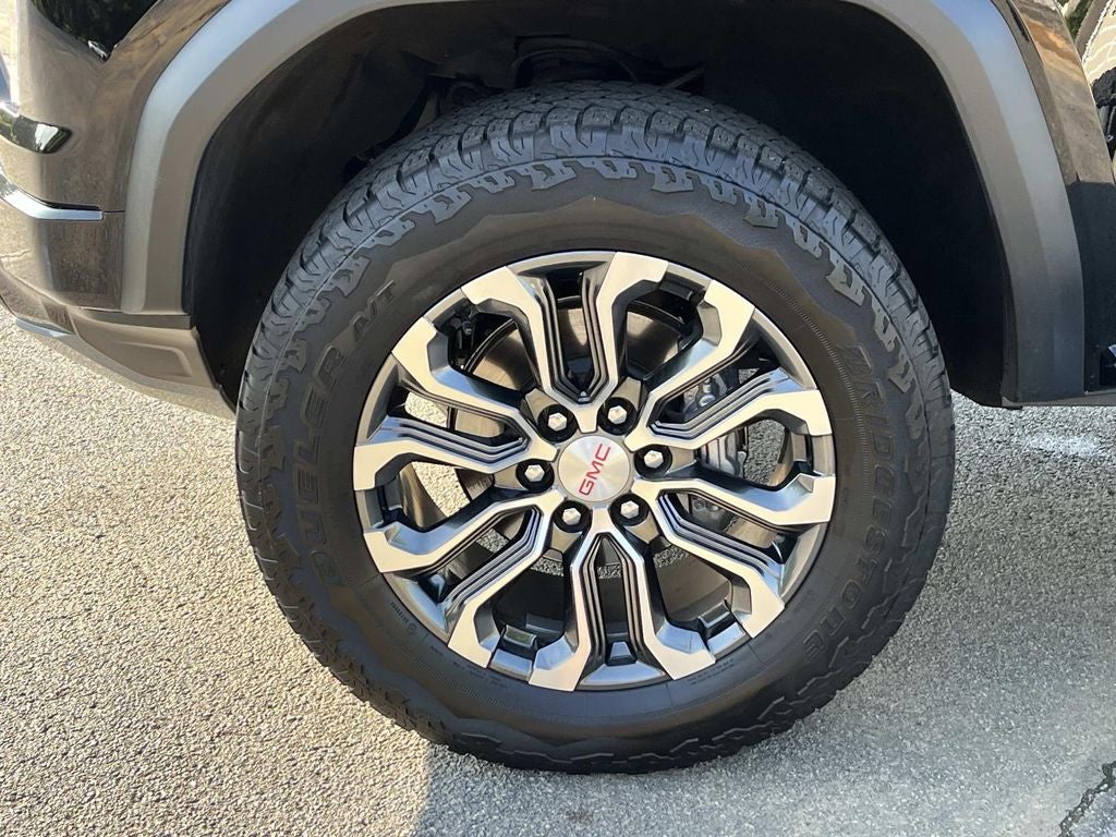 2025 GMC Canyon Denali