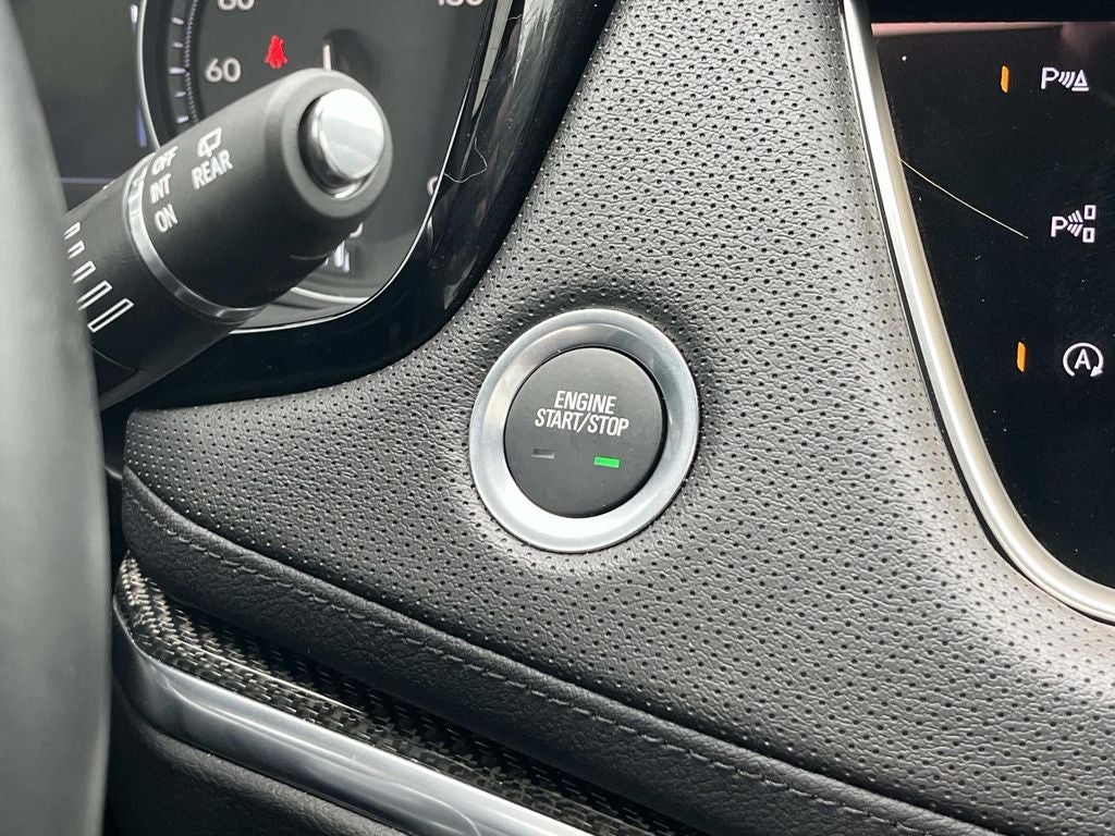 2025 Cadillac XT5 Sport