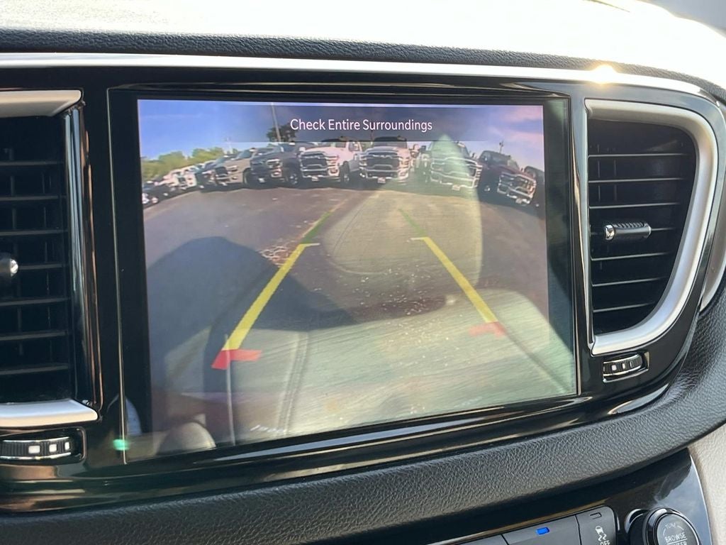 2021 Chrysler Pacifica Touring L
