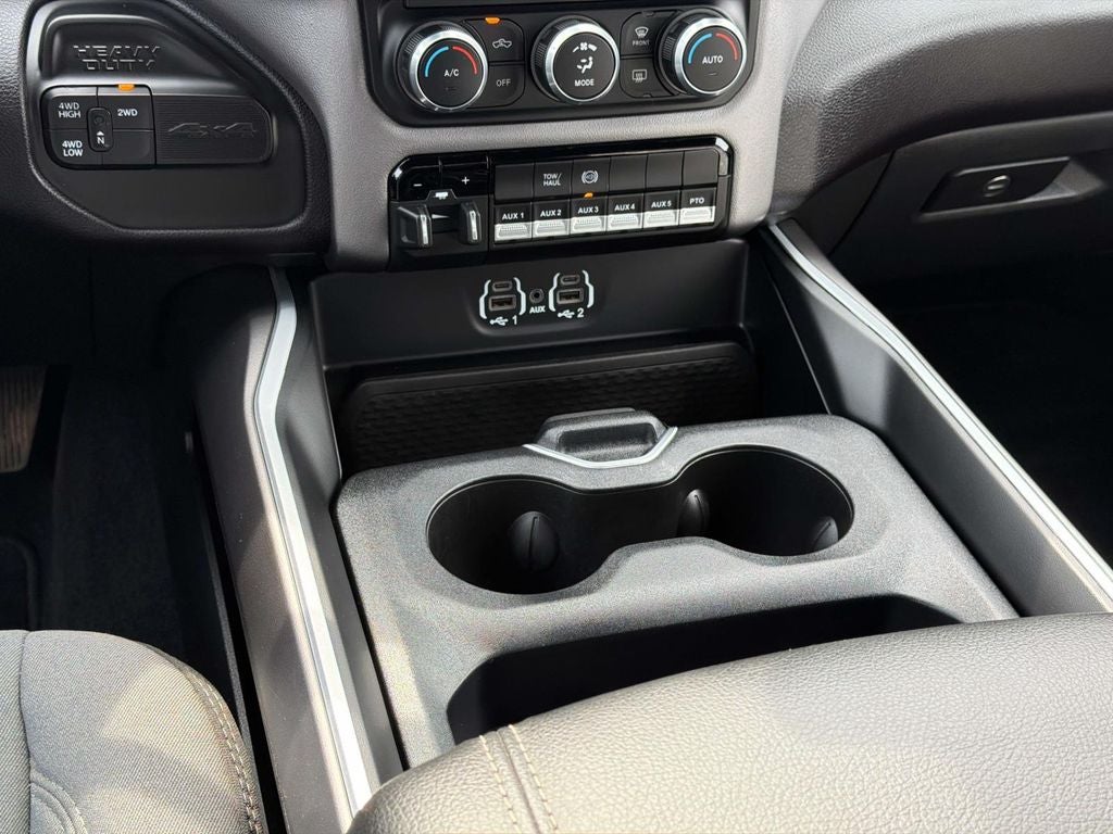 2024 RAM 3500 SLT