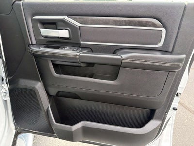 2024 RAM 3500 SLT