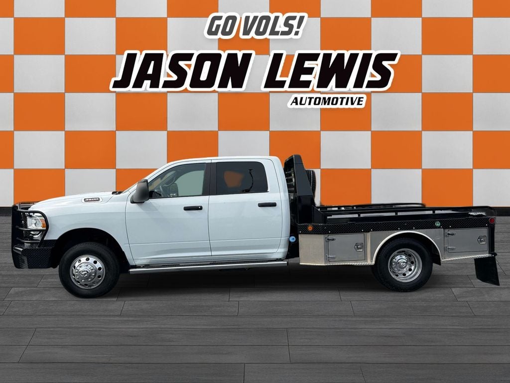 2024 RAM 3500 SLT