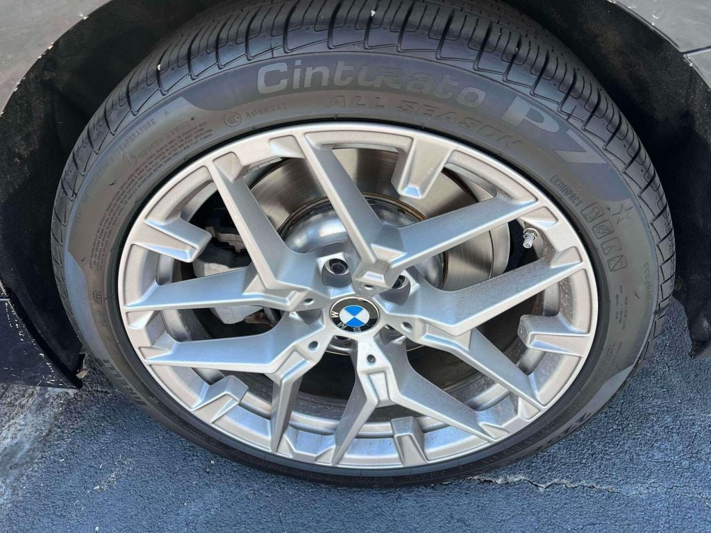 2025 BMW 3 Series 330i