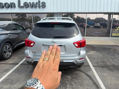 2020 Nissan Pathfinder S