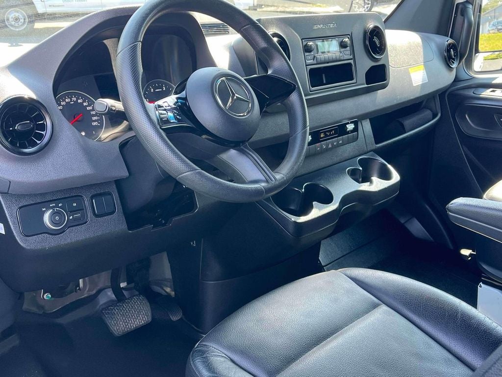 2025 Mercedes-Benz Sprinter 2500 Cargo 144 WB
