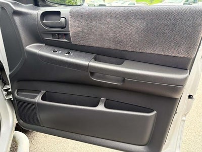 2001 Dodge Dakota Base
