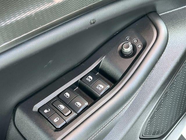 2024 Jeep Grand Cherokee L Laredo 4x4