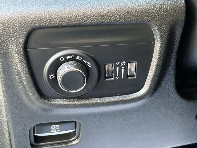 2024 Jeep Grand Cherokee L Laredo 4x4