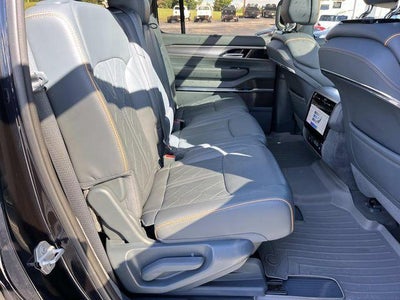 2023 Jeep Grand Wagoneer Series III 4x4
