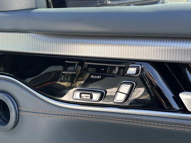 2023 Jeep Grand Wagoneer Series III 4x4