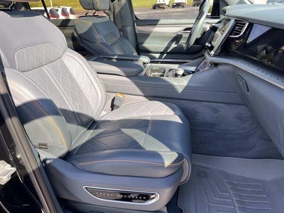 2023 Jeep Grand Wagoneer Series III 4x4