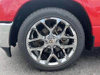 2024 RAM 1500 Laramie 4x2 Crew Cab 5'7" Box