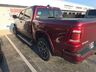 2019 RAM 1500 Laramie 4x4 Crew Cab 5'7" Box