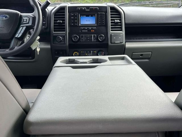 2022 Ford Super Duty F-450 DRW XL 4WD Crew Cab 179" WB 60" CA
