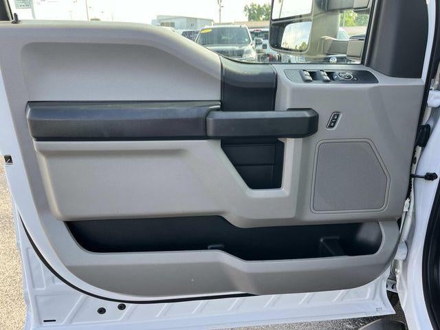 2021 Ford Super Duty F-350 DRW XL 4WD Crew Cab 179" WB 60" CA