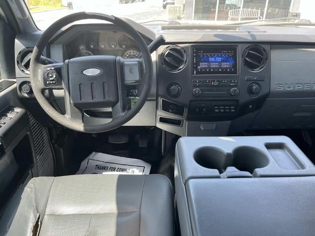 2012 Ford Super Duty F-350 DRW 4WD Crew Cab 176" WB 60" CA XL