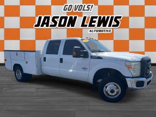 2012 Ford Super Duty F-350 DRW 4WD Crew Cab 176" WB 60" CA XL
