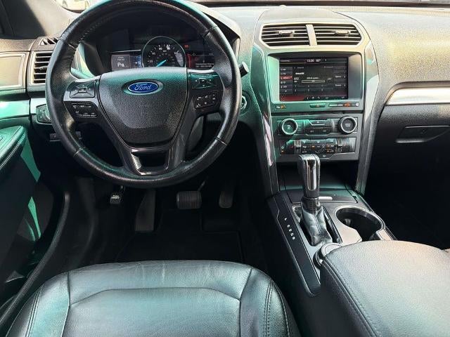 2016 Ford Explorer 4WD 4dr XLT