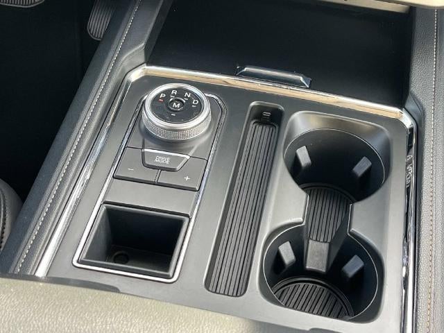 2024 Ford Expedition Max XLT 4x2