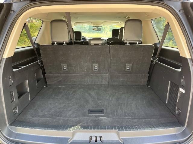 2024 Ford Expedition Max XLT 4x2