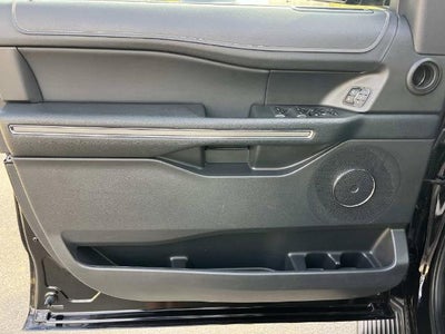 2024 Ford Expedition Max XLT 4x2
