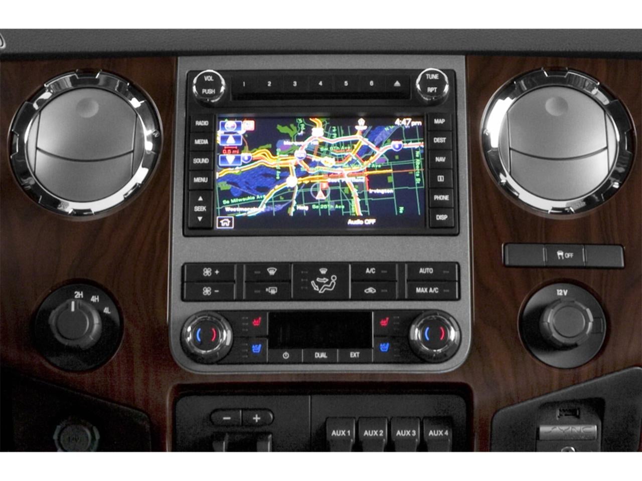 2015 Ford Super Duty F-250 SRW 4WD Crew Cab 6-3/4 Ft Box Lariat