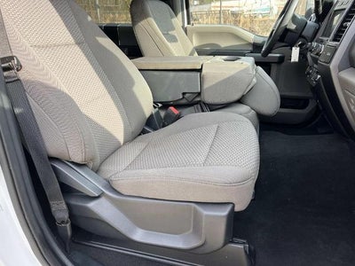 2022 Ford Super Duty F-350 SRW XLT 4WD Crew Cab 6.75' Box