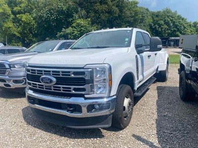 2026 Ford Super Duty F-350 DRW XLT 4WD Crew Cab 8' Box