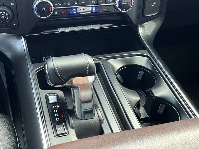 2022 Ford F-150 LARIAT 4WD SuperCrew 5.5' Box