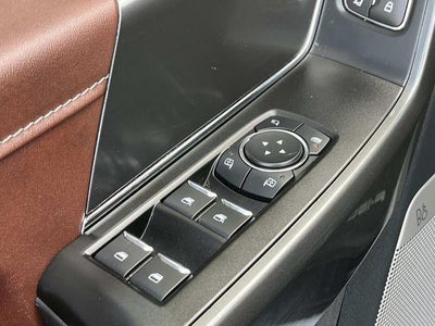 2022 Ford F-150 LARIAT 4WD SuperCrew 5.5' Box