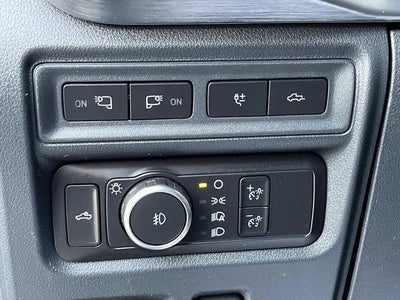 2022 Ford F-150 LARIAT 4WD SuperCrew 5.5' Box