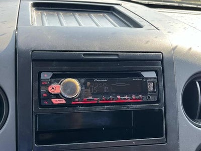 2006 Ford F-150 2WD Regular Cab Styleside 6-1/2 Ft Box STX