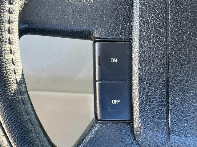 2006 Ford F-150 2WD Regular Cab Styleside 6-1/2 Ft Box STX