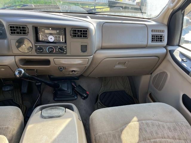 2000 Ford Super Duty F-350 DRW Lariat