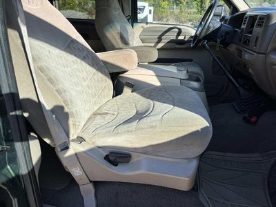 2000 Ford Super Duty F-350 DRW Lariat