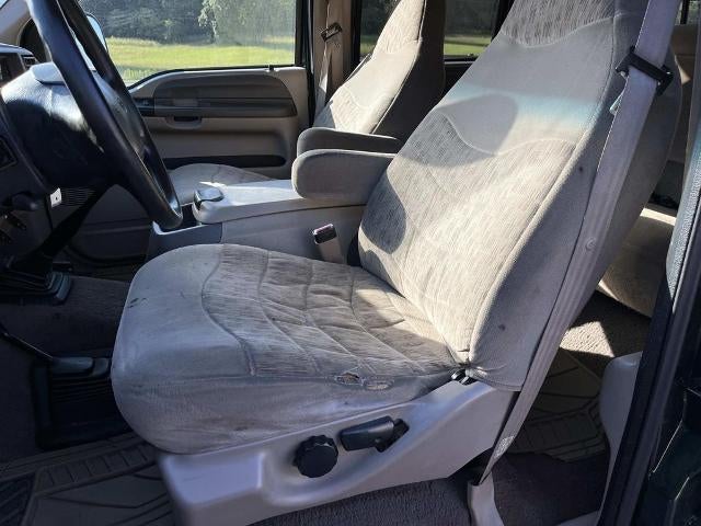 2000 Ford Super Duty F-350 DRW Lariat