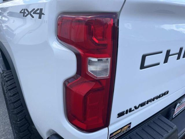 2021 Chevrolet Silverado 2500 HD Crew Cab Standard Box 4-Wheel Drive Custom