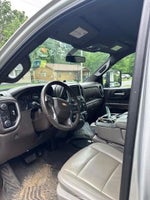 2022 Chevrolet Silverado 2500 HD Crew Cab Standard Box 4-Wheel Drive LT