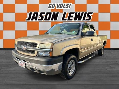 2004 Chevrolet Silverado 2500 HD LS